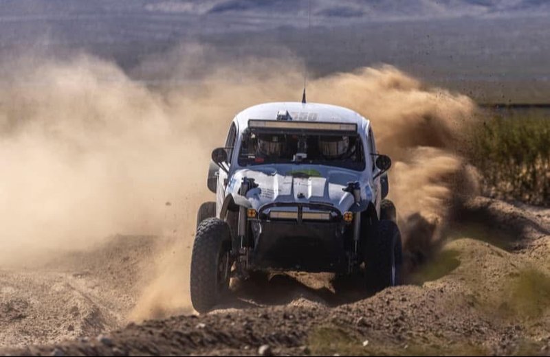 Daniel Ledezma (5-1600 Vehicle Photo)