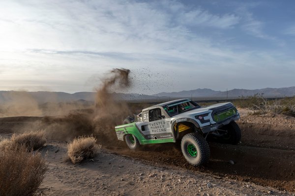 alex-wacker-2024-mint-400