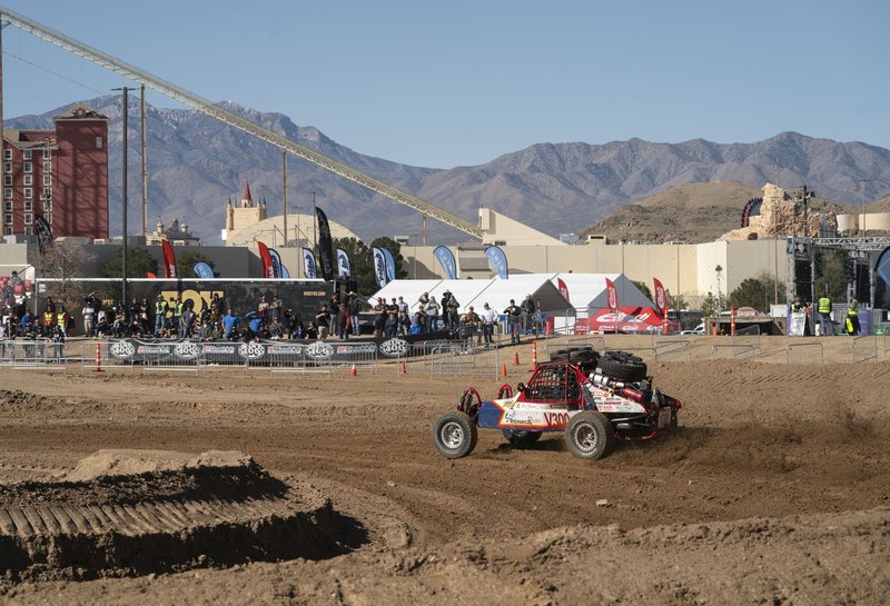 Steve Grinter (Modern Vintage Vehicle Photo)